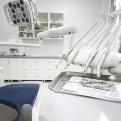 Darmowy dentysta NFZ: Sprawdź, za co nie zapłacisz u stomatologa