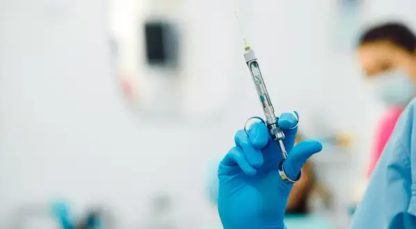 Bezbolesne znieczulenie u dentysty: rodzaje, bezpieczeństwo, koszty