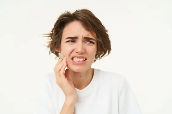 Opuchlizna od zęba - Co oznacza i kiedy do dentysty?